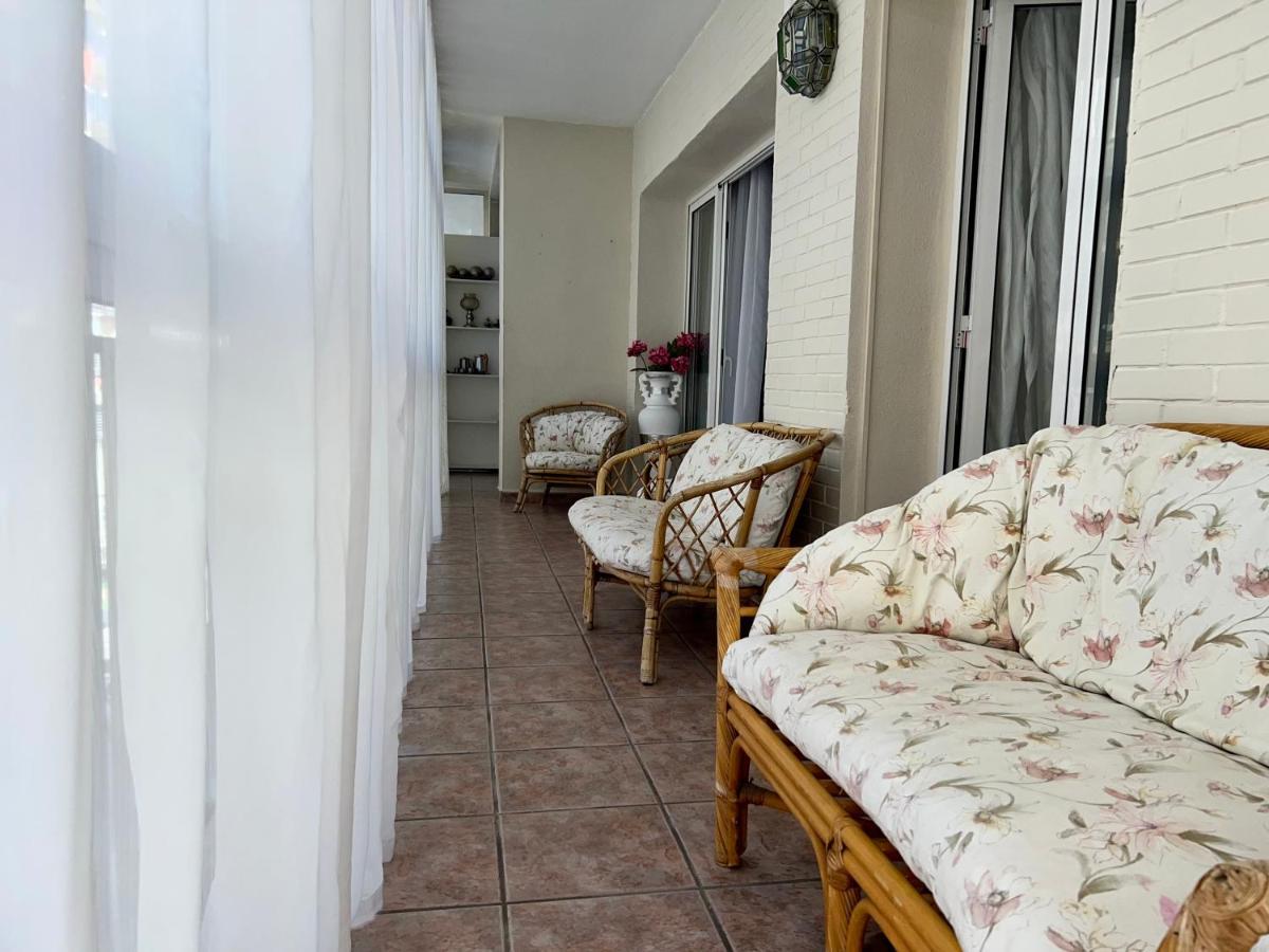 Gabriel Apartment Калпе Екстериор снимка