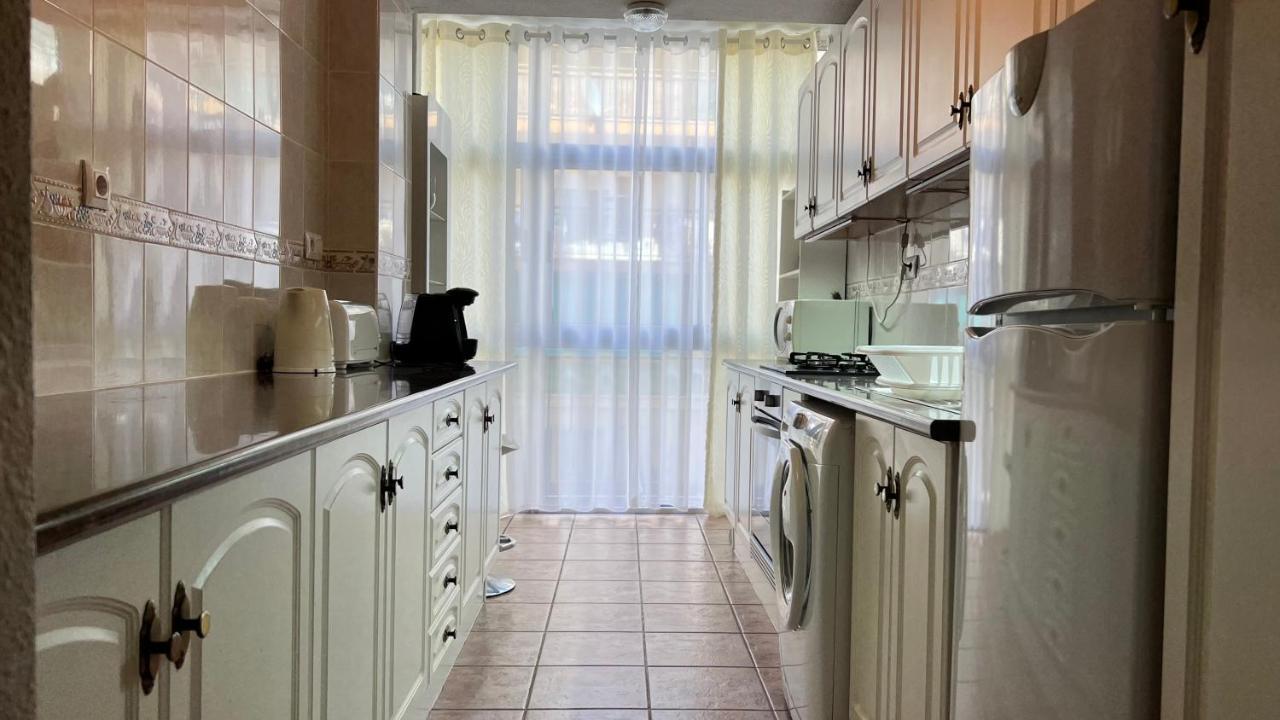 Gabriel Apartment Калпе Екстериор снимка