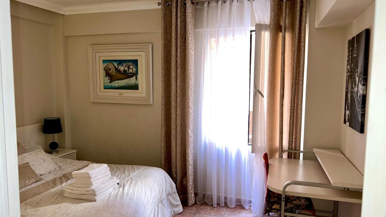 Gabriel Apartment Калпе Екстериор снимка